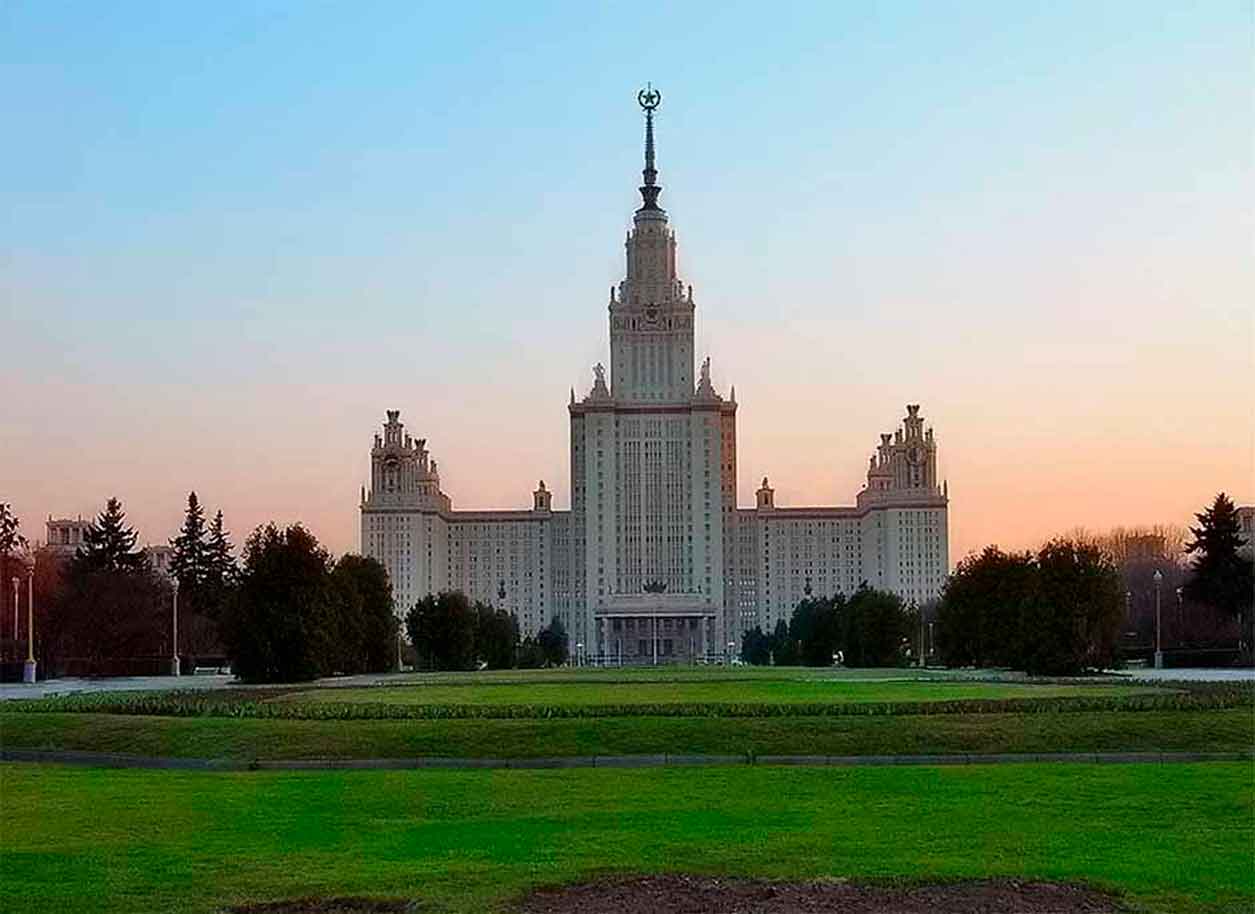 Купить диплом в Москве